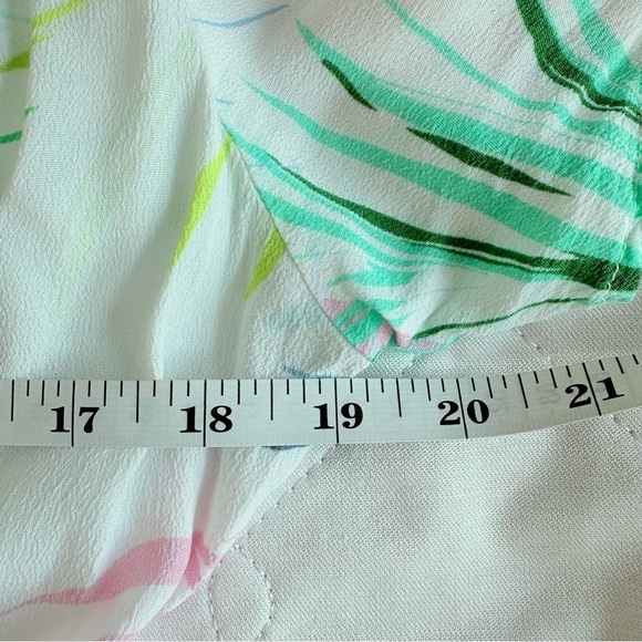 Seraphine Colorful Palm Print Wrap Maternity Dress - Picture 8 of 9